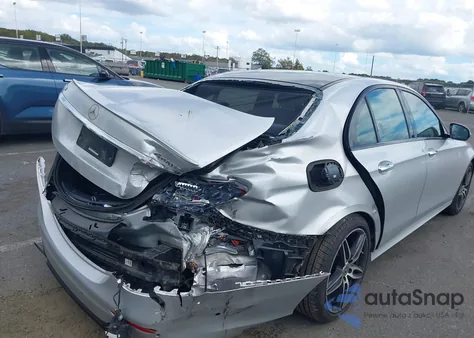 2019 Mercedes-Benz E 300 4Matic из США, поврежденный, VIN WDDZF4KB4KA662808